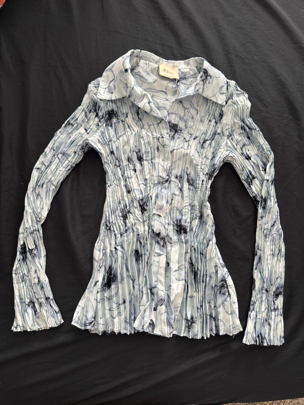 Elie Tahari  in Light Blue and Cream Floral Print